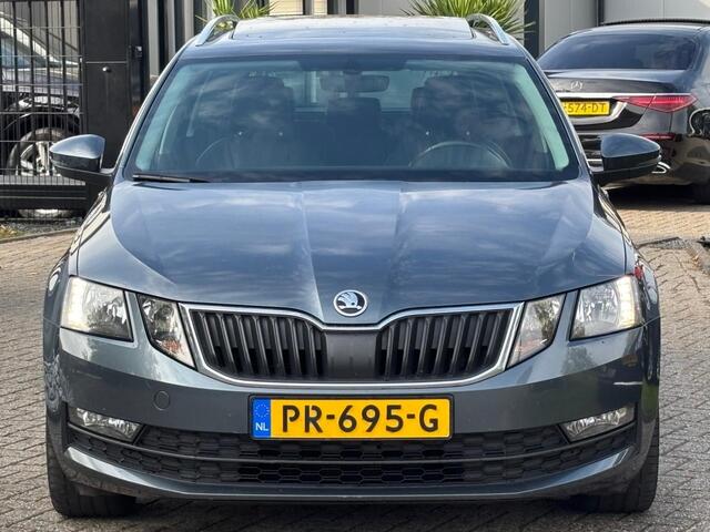 Skoda OCTAVIA 1.0 TSI 2017 Panoramadak Automaat