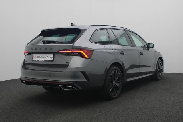 Skoda OCTAVIA Combi 1.4 TSI 245 pk DSG RS iV PHEV Business | Matrix LED | Adaptief onderstel | Achteruitrijcamera | Stoelverwarming