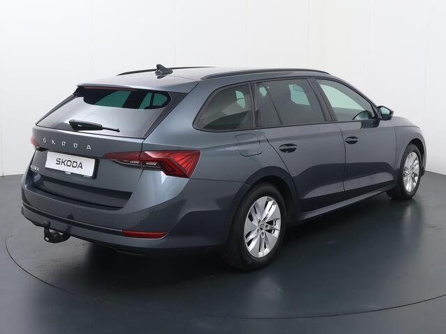 Skoda OCTAVIA Combi 1.0 TSI Sport Business | 110 PK | Trekhaak wegklapbaar | Navigatie | Cruise controle | PDC achter | ECC |