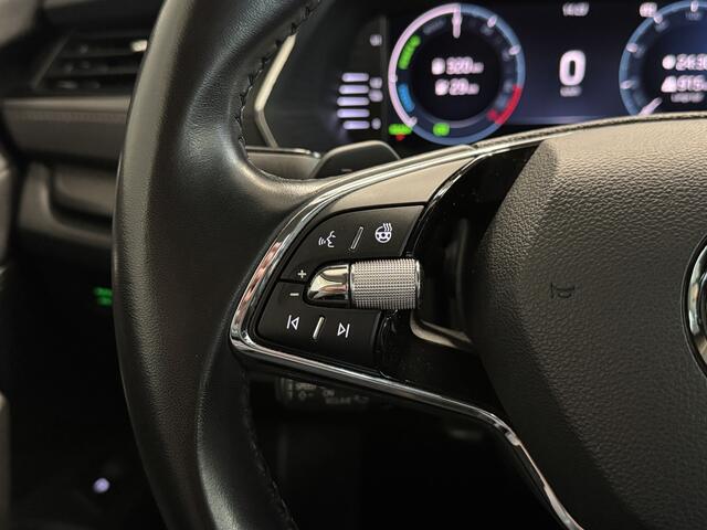 Skoda OCTAVIA Combi 1.4 Camera/Parkeersensoren/ACC