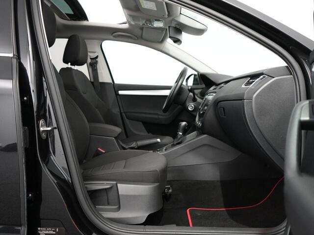 Skoda OCTAVIA 1.4 TSI Greentech Style Businessline | Pano | Camera | Canton | Trekhaak | Carplay |