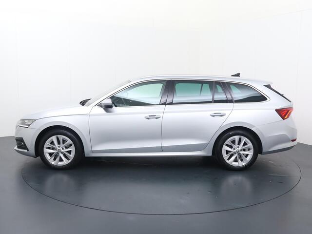 Skoda OCTAVIA Combi 1.0 e-TSI Business Edition Plus | 110 PK | Automaat | Trekhaak | Navigatiesysteem |