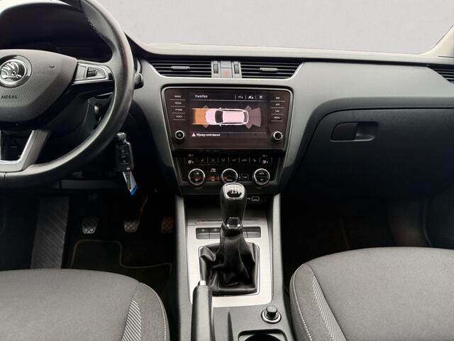 Skoda OCTAVIA 1.0 TSI Business Edition | PDC voor achter | navigatie | cruise-