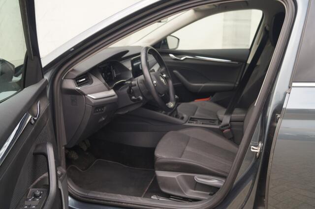 Skoda OCTAVIA Combi 1.0 TSI Business Edition Plus -NAVI-LED-ECC-