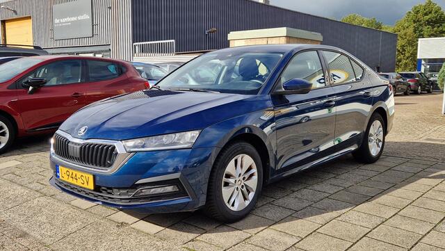 Skoda OCTAVIA 1.0 e-TSI Business Edition
