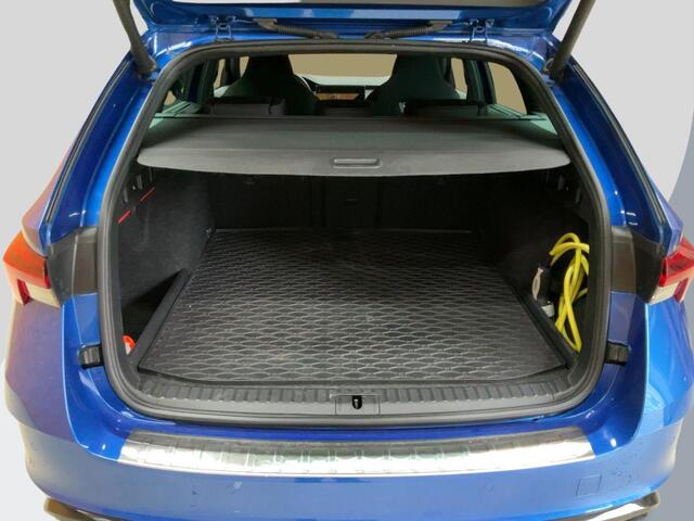 Skoda OCTAVIA Combi 1.4 TSI RS iV PHEV Business 245pk | Stoelverwarming | Achteruitrijcamera