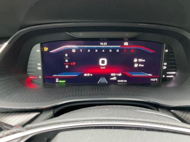 Skoda OCTAVIA Combi 1.4 TSI RS iV PHEV Business 245pk | Stoelverwarming | Achteruitrijcamera