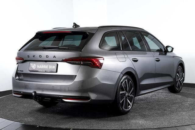 Skoda OCTAVIA Combi 1.5 TSI MHEV 150 PK Sportline Tour | Dig. Cockpit | Elek. Trekhaak | Adapt. Cruise | Winterpakket | Camera | NAV + App. Connect | ECC | Elek. Klep | DAB | LM 18" | 7129