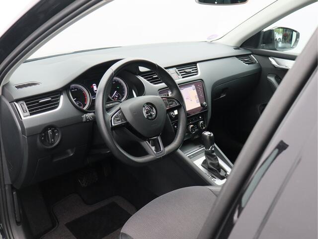 Skoda OCTAVIA Combi 1.5 TSI Greentech Business Edition/ automtaat/ trekhaak!