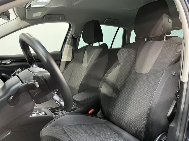 Skoda OCTAVIA Combi 1.0 e-TSI Business Edition / AUTOMAAT/ GARANTIE TM 10-2027/ LED/ BLUETOOTH/ SMART LINK/ NAVI/ SFEERVERLICHT/ STOELVERWARMING/ PARK. SENS/