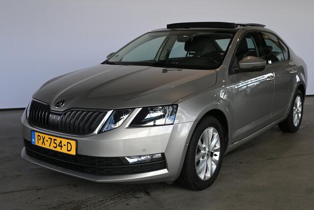 Skoda OCTAVIA 1.0 TSI Greentech Ambition Business Clima Navigatie Panoramadak Inruil Mogelijk!
