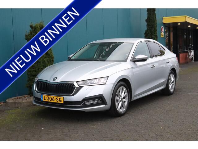 Skoda OCTAVIA 1.0 TSI Business Edition Plus CARPLAY|ADAPT.CRUISE|ELEK.A.KLEP|STUUR/STOELVERW|NAV|LED|ECC|PDC|17'LMV 1'EIG