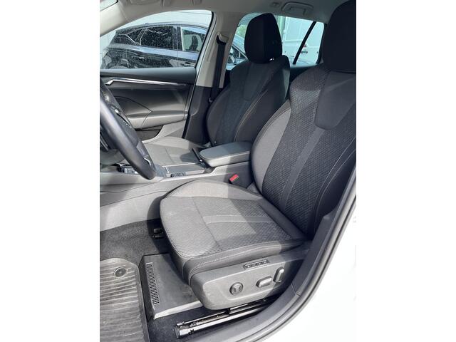 Skoda OCTAVIA Combi 1.5 e-TSI Business Edition Plus | Trekhaak | Stoelverwarming | Head up display |