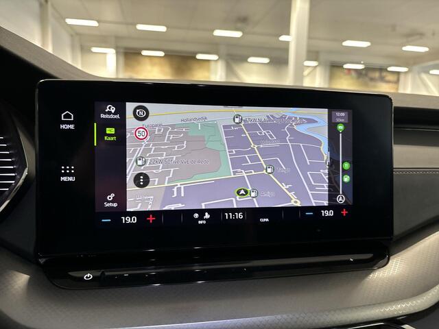 Skoda OCTAVIA Combi 1.0 TSI 110pk Business Edition · Apple/Android Car Play · Navigatie · P-Sensoren · Elek. Achterklep · Cruise Control · 16'' Inch · Garantie t/m 27-09-207 of 100.000km