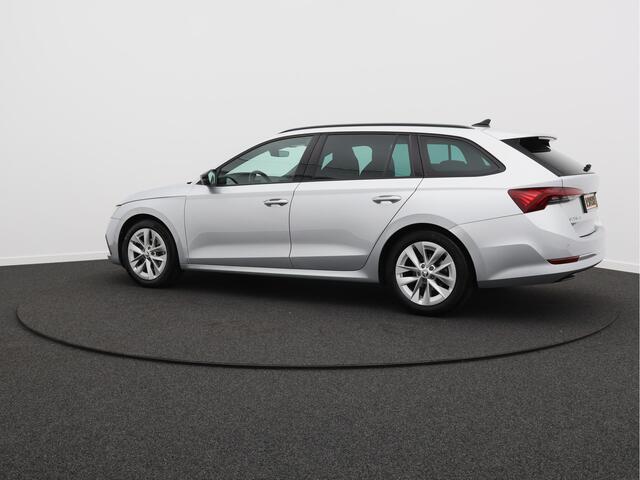 Skoda OCTAVIA Combi 1.5 e-TSI Sport Business/ automaat!