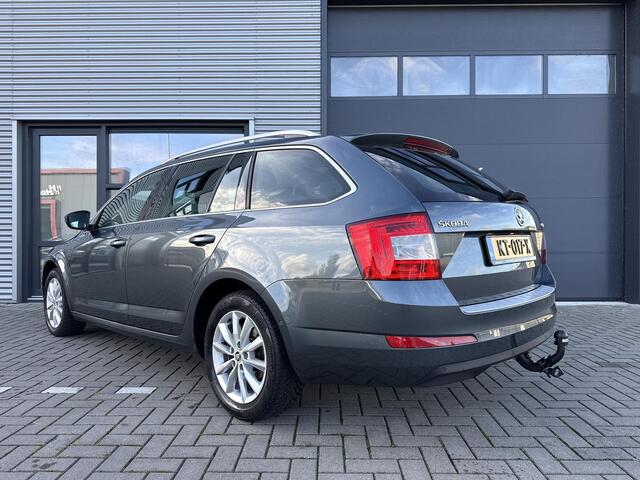 Skoda OCTAVIA Combi 1.0 TSI Gr. Style Business ?Bi-Xenon ?Navigatie Full Map ?Climate ?Canton Sound ?Cruise ?Stoelverwarming ?Parkeersensoren ?Lichtmetaal ?Trekhaak