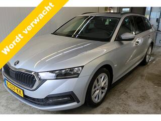 skoda-octavia-combi-1.0-e-tsi-dsg-b