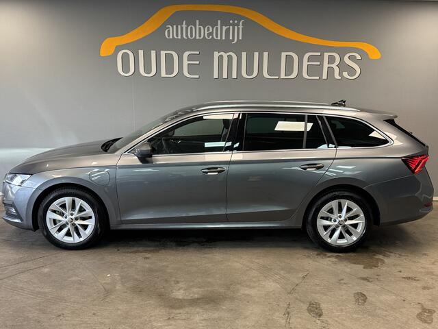 Skoda OCTAVIA Combi 1.4 Stoelverwarming/Parkeersensoren/Trekhaak Voorbereid