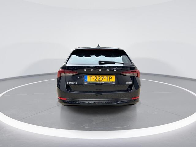 Skoda OCTAVIA Combi 1.0 e-TSI 110pk DSG Business Edition · Apple/Android Car Play · Keyless · Elek. Achterklep · ACC · Stoelverwarming · Navigatie · Draadloze Telefoonlader · Garantie t/m 11-09-2027 of 100.000km