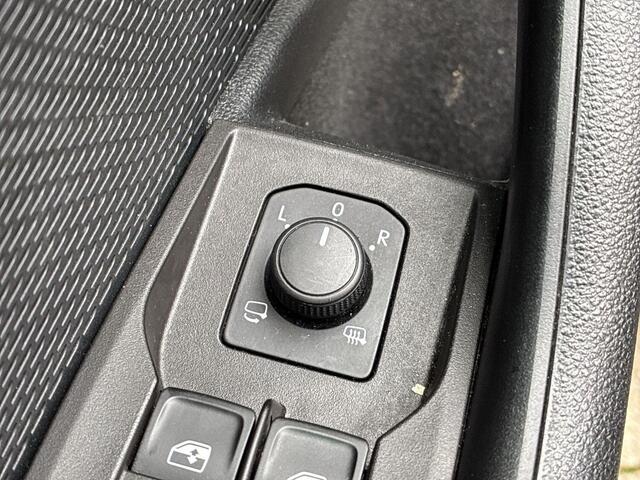 Skoda OCTAVIA Combi 1.0 e-TSI 110pk DSG Business Edition · Apple/Android Car Play · Keyless · Elek. Achterklep · ACC · Stoelverwarming · Navigatie · Draadloze Telefoonlader · Garantie t/m 11-09-2027 of 100.000km