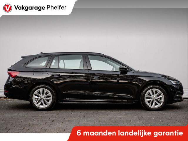Skoda OCTAVIA Combi 1.0 TSI 110pk Business Edition Camera/ Virtual cockpit/ Stoel-stuurverwarming/ Elektr. achterklep/ Carplay/ Navigatie