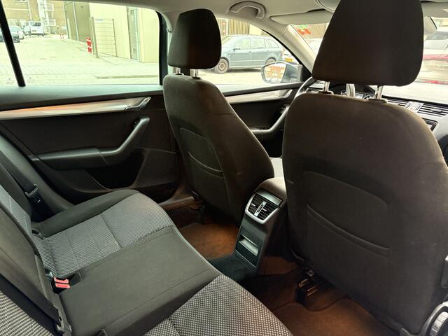 Skoda OCTAVIA 1.0 TSI Greentech Style Business