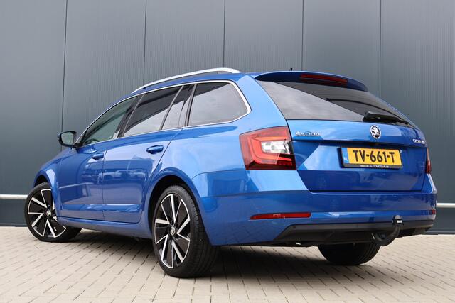 Skoda OCTAVIA Combi 1.0 TSI Greentech Style Business Automaat | Camera | Leer / Alcantara | Stoelverwarming | Trekhaak | 18 Inch | Adaptieve Cruise Control | Canton