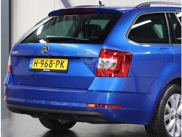 Skoda OCTAVIA 150PK TSI Business Edition | 1ste eigenaar | AUTOMAAT | AppleCarPlay/AndroidAuto | Armsteun | Camera | Cruise Control | Navigatie | Stoelverwarming | Privacy Glass | Climate Control | Isofix | Trekhaak |