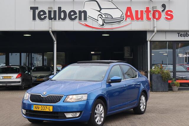 Skoda OCTAVIA 1.0 TSI Greentech Ambition Business Climate control, Navigatie, Cruise control, Stoelverwarming, Trekhaak, Schuif- kanteldak