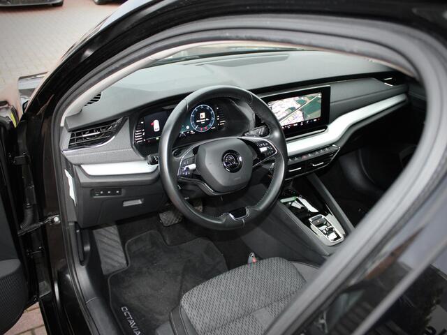 Skoda OCTAVIA Combi 1.0 e-TSI Business Edition Plus Memory Virtual dashboard