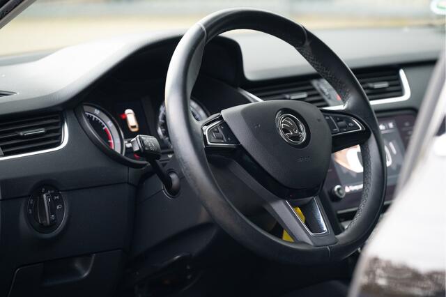 Skoda OCTAVIA Combi 1.0 TSI Greentech Business Edition | Navi | Apple CarPlay | Stoelverw. | Cruise | Clima |