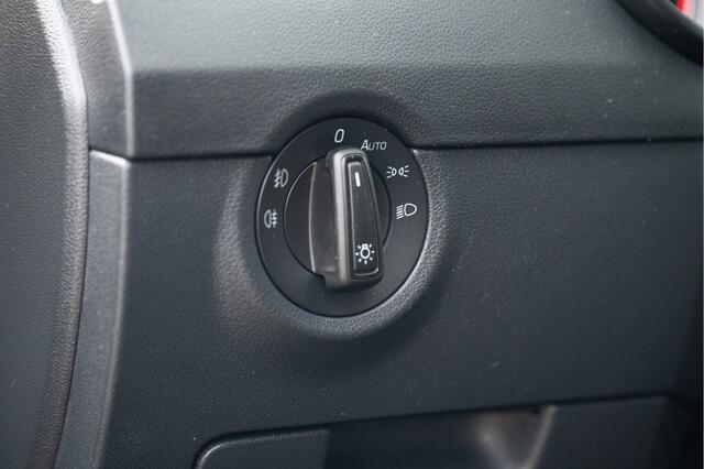 Skoda OCTAVIA Combi 1.0 TSI Greentech Business Edition | Navi | Apple CarPlay | Stoelverw. | Cruise | Clima |