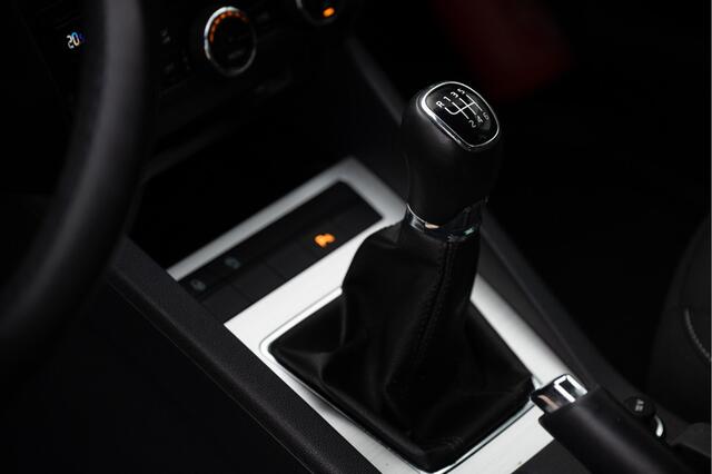 Skoda OCTAVIA Combi 1.0 TSI Greentech Business Edition | Navi | Apple CarPlay | Stoelverw. | Cruise | Clima |