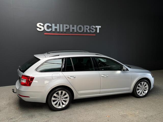 Skoda OCTAVIA Combi 1.5 TSi 150 Pk Automaat Business Edition Climate Controle trekhaak Navigatie Stoelverwarming