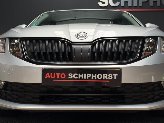 Skoda OCTAVIA Combi 1.5 TSi 150 Pk Automaat Business Edition Climate Controle trekhaak Navigatie Stoelverwarming