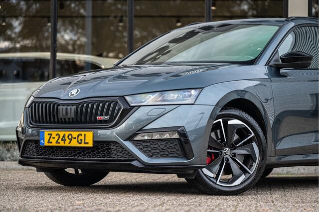 Skoda OCTAVIA Combi 1.4 TSI RS iV PHEV Business | HUD | Massage | ACC | DCC | Camera | Elek. Achterklep | Dodehoek