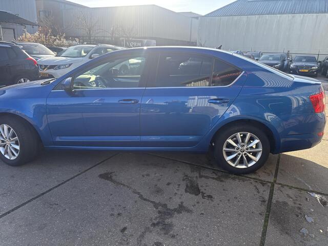 Skoda OCTAVIA 1.0 TSI Greentech Ambition Business
