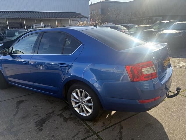 Skoda OCTAVIA 1.0 TSI Greentech Ambition Business