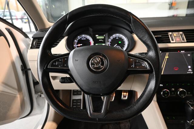 Skoda OCTAVIA Combi 1.0 TSI Greentech Style Business Automaat Navigatie Carplay Stoelverwarming Inruil Mogelijk!