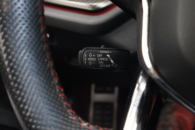 Skoda OCTAVIA 1.4 TSI RS iV Plug-in 245PK | Panorama | Schaalstoelen