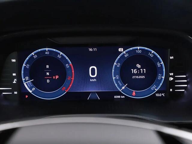 Skoda OCTAVIA Combi 1.5 e-TSI Hybride Business Edition Plus Bj 2021 Km 8399 Unieke stand Dealer onderhouden