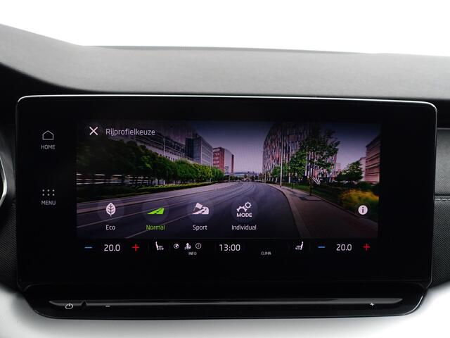 Skoda OCTAVIA Combi 1.0 e-TSI Business Edition Plus Aut- Dynamic Select, Camera, Lane Assist, Sfeerverlichting, CarPlay, Android Auto, Stoelverwarming