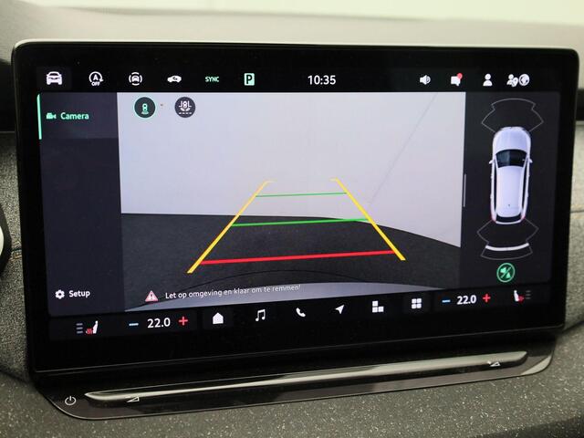 Skoda OCTAVIA Combi 1.5TSI/150PK MHEV FL Selection DSG · Panoramadak · Navigatie · Zittingen- & stuurverwarming · Apple/Android Car Play · Garantie tot februari 2029 of 60000km
