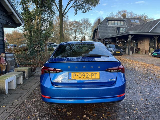 Skoda OCTAVIA 1.5 e-TSI Sport Bus./Automaat