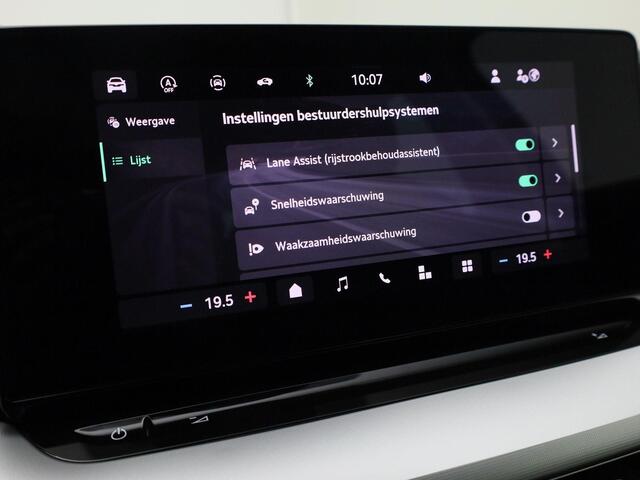 Skoda OCTAVIA Combi 1.5TSI/115PK MHEV Business Edition Plus DSG · Apple/Android Car Play · Trekhaak · Camera + Parkeersensoren · Garantie t/m 29-09-2028 of 100.000km