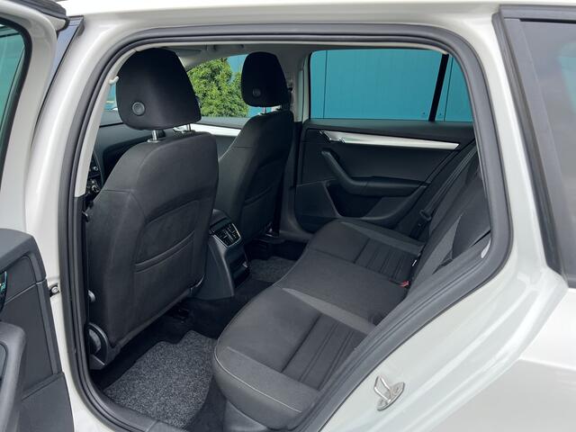 Skoda OCTAVIA Combi 1.0 TSI Greentech Business Edition CARPLAY|TREKH|NAV|CRUISE|ECC|PDC|LMV 1'EIG