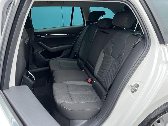 Skoda OCTAVIA Combi 1.0 TSI Business Edition Plus CARPLAY|ADAPT.CRUISE|TREKH|DIGI.DASH|ELEK.A.KLEP|NAV|LED|DAB|ECC|17'LMV 1'EIG