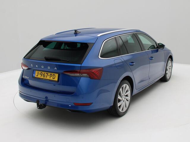 Skoda OCTAVIA Combi 1.5 TSI First Edition NW-TYPE 150pk. Luxe Int.