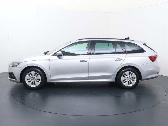 Skoda OCTAVIA Combi 1.0 TSI Business Edition | 110 PK | LED verlichting | Navigatiesysteem | Climate control |