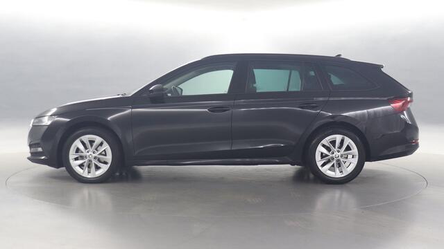 Skoda OCTAVIA Combi 1.0 e-TSI 110pk Business Edition DSG / Navigatie / Cruise Control / Parkeersensoren